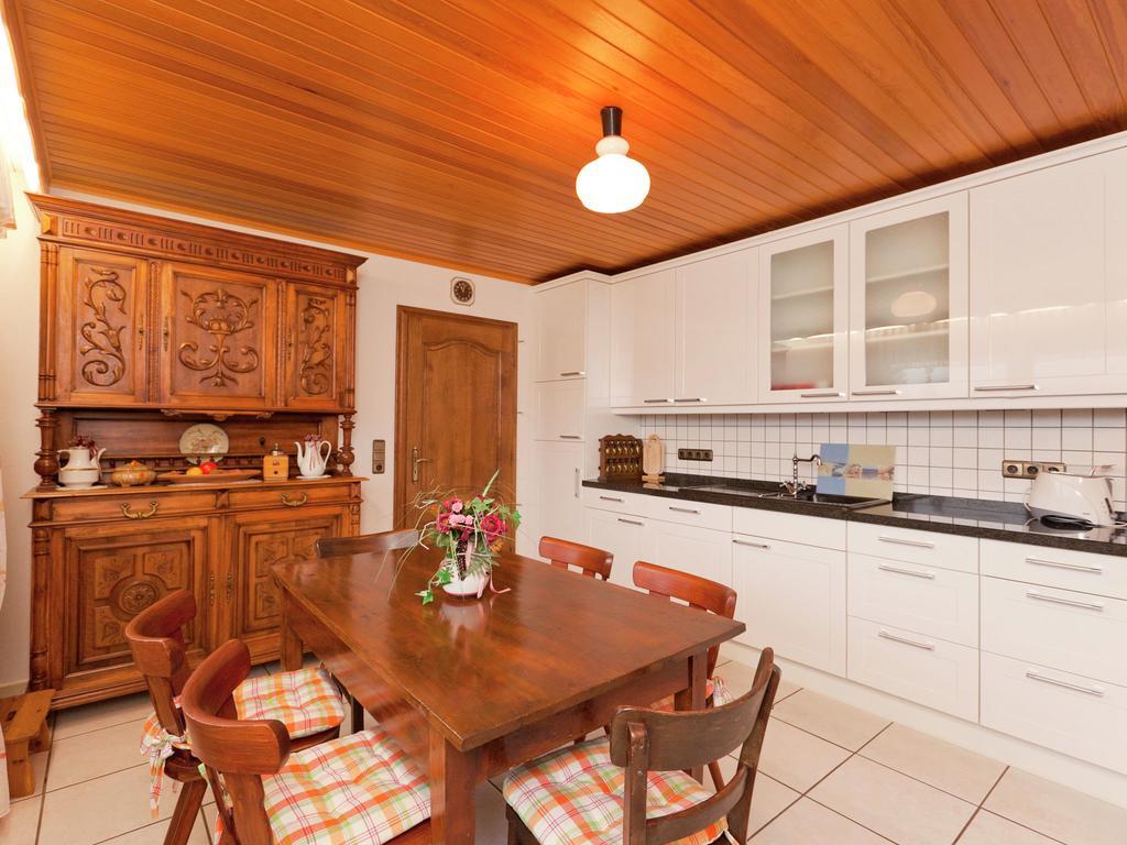 Apartment In Eifel With Children S Playground Lirstal Dış mekan fotoğraf