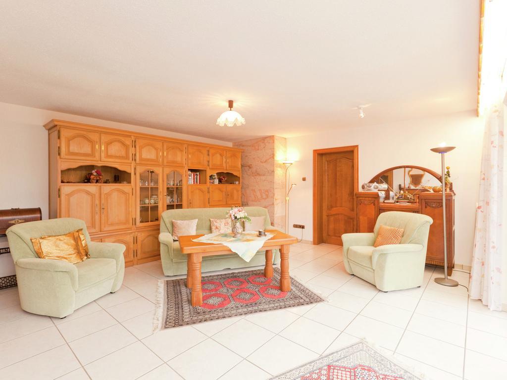 Apartment In Eifel With Children S Playground Lirstal Dış mekan fotoğraf